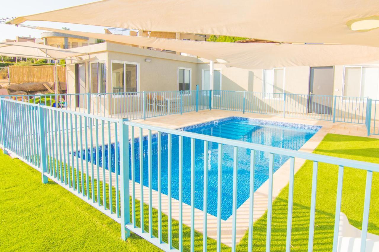 Shmulik'S Resort Couples Or Families Only Had Nes Eksteriør bilde