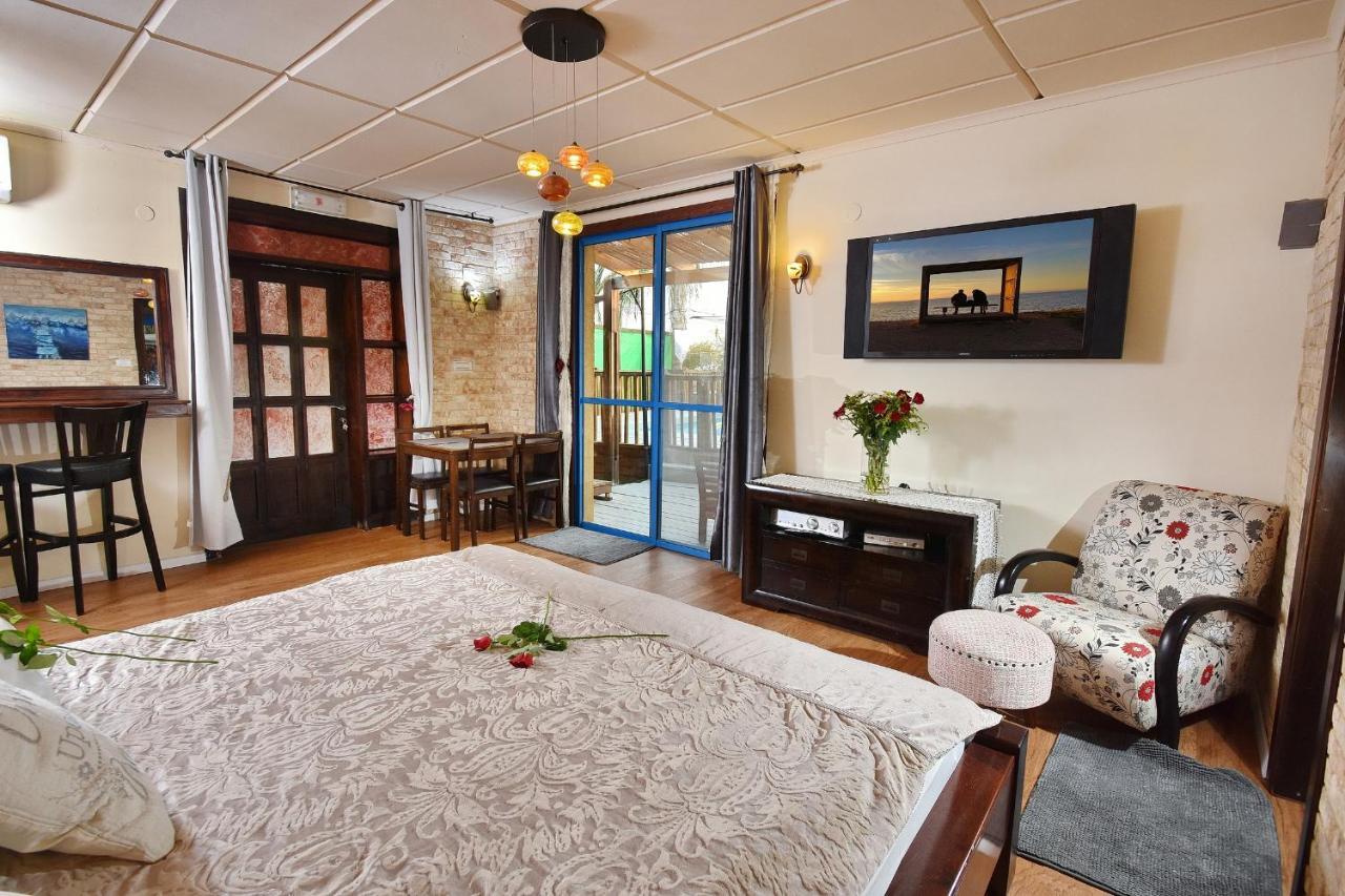 Shmulik'S Resort Couples Or Families Only Had Nes Eksteriør bilde